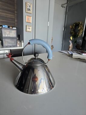 Stainless Steel 9093 Tea Kettle with Blue Handle and Red Bird Accent